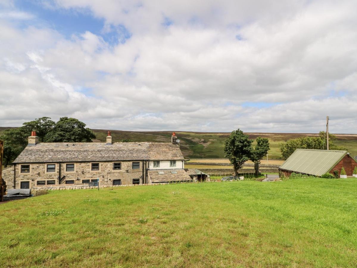 Holiday home Bess *